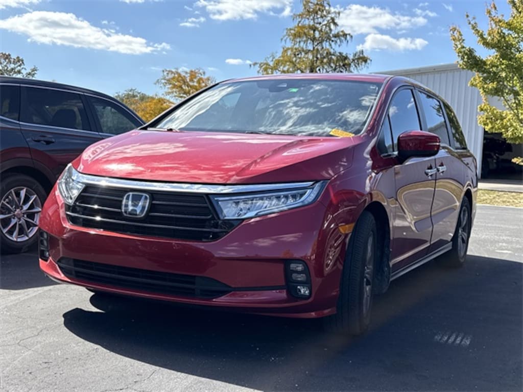 Certified 2023 Honda Odyssey EX Van
