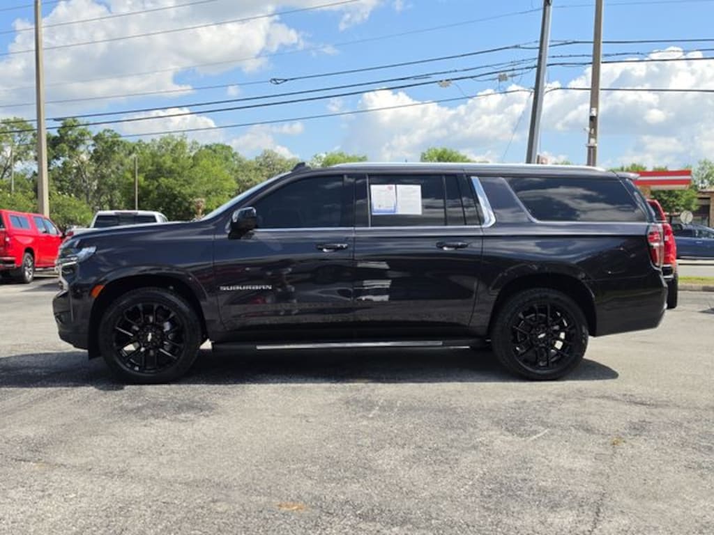 Used 2022 Chevrolet Suburban LT SUV