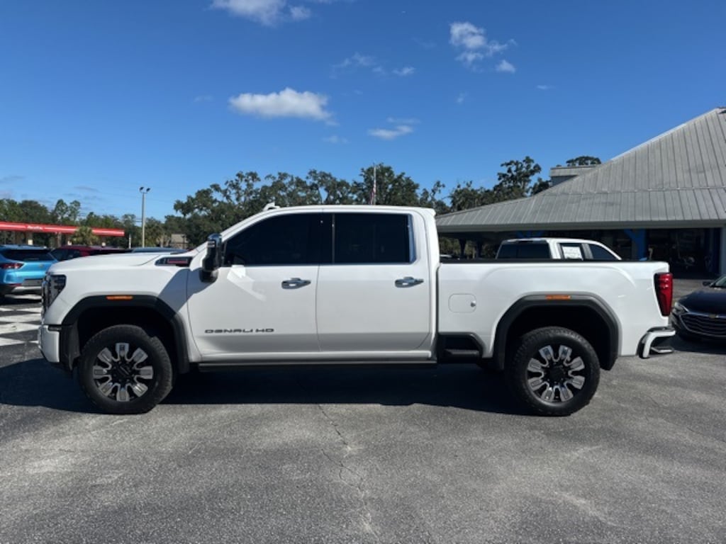 Used 2024 GMC Sierra 2500 HD Denali Truck Crew Cab