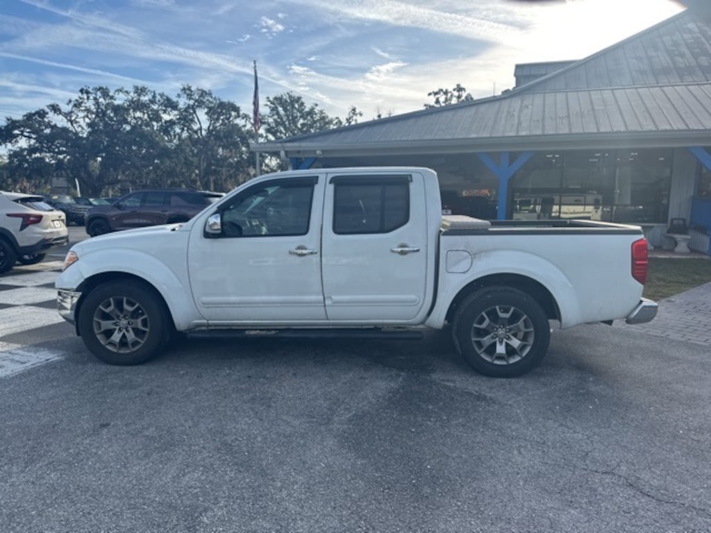 Used 2015 Nissan Frontier Truck Crew Cab