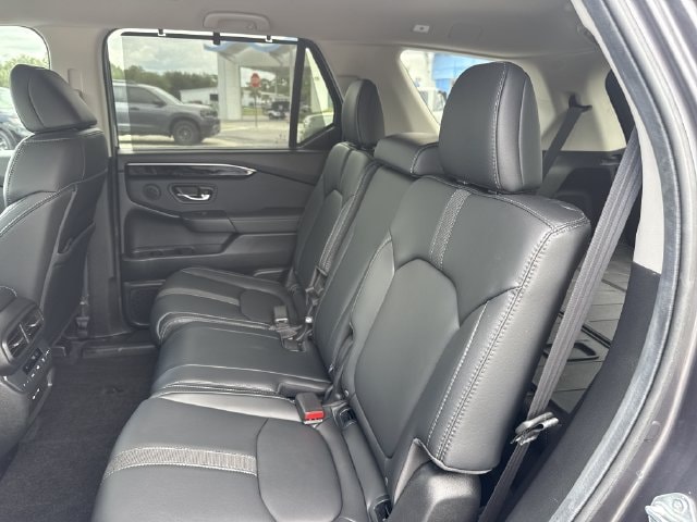 2025 Honda Pilot EX-L - Photo 24