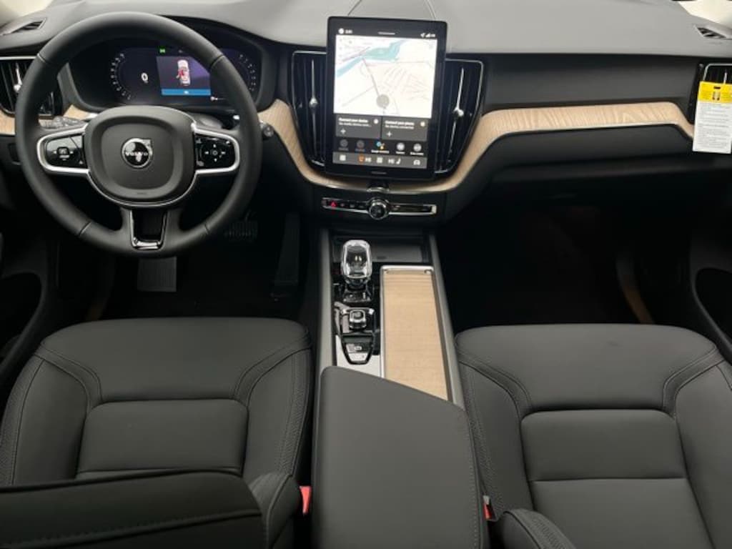 New 2026 Volvo XC60 B5 Plus SUV