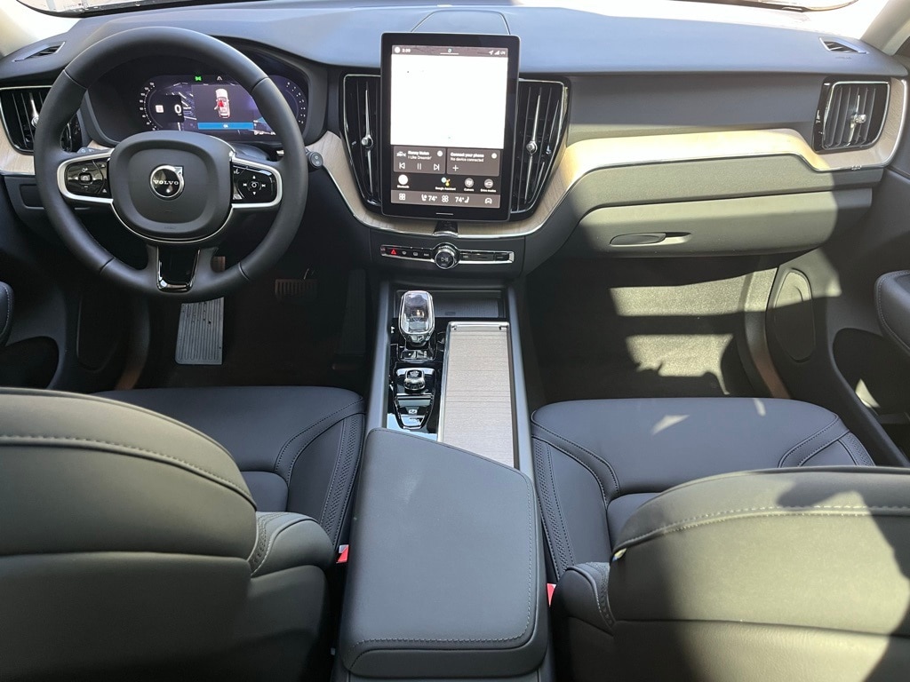 New 2026 Volvo XC60 B5 Plus SUV