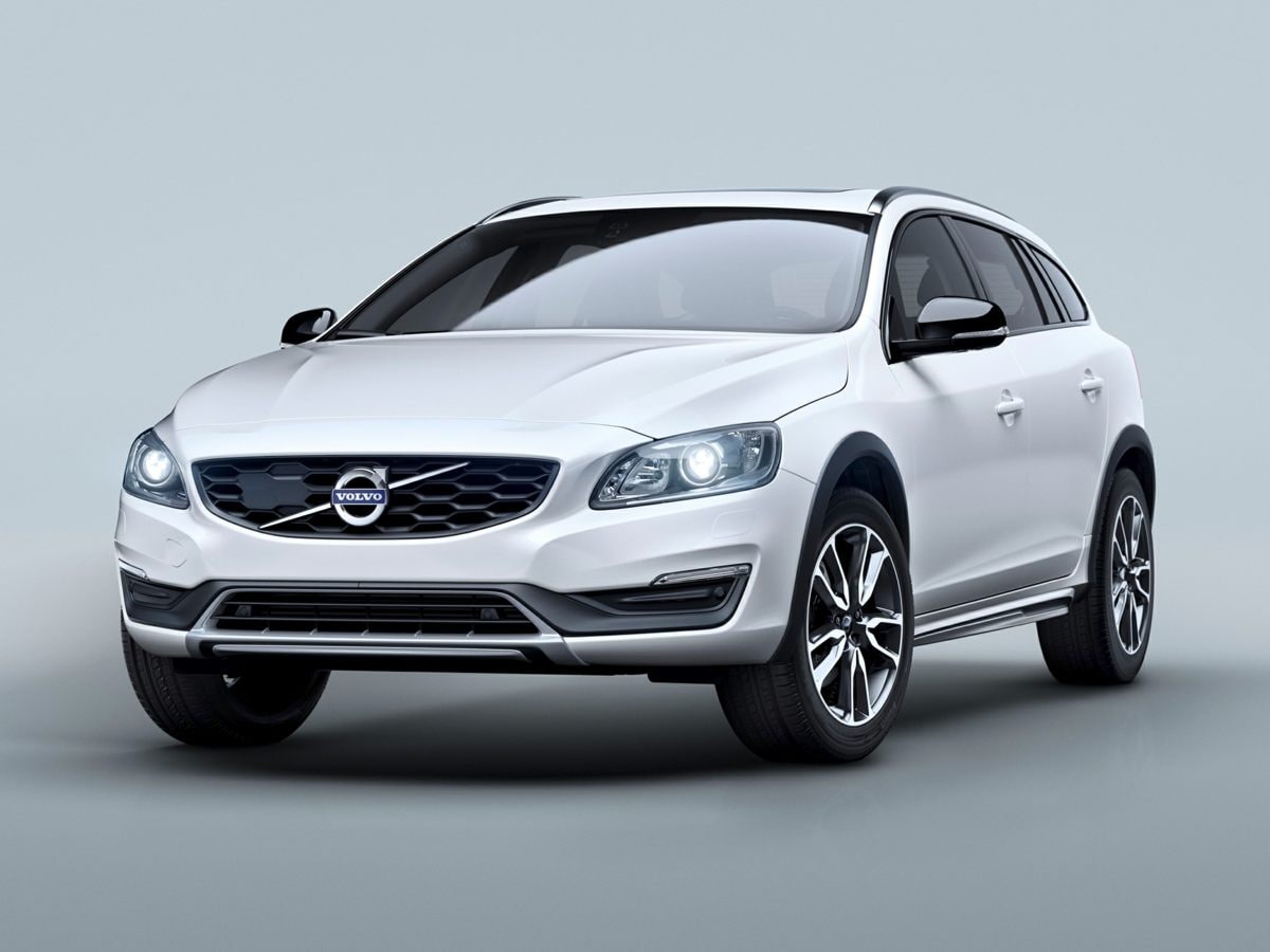 2018 Volvo V60 Base's photo