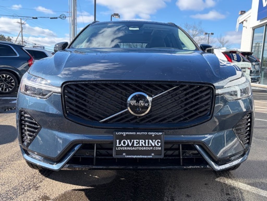 New 2026 Volvo XC60 B5 Plus SUV