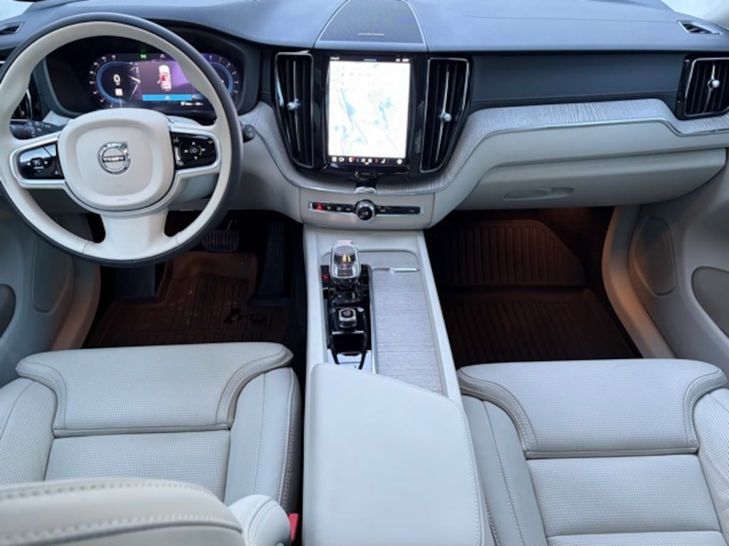 Certified 2023 Volvo XC60 B5 Ultimate Bright Theme SUV