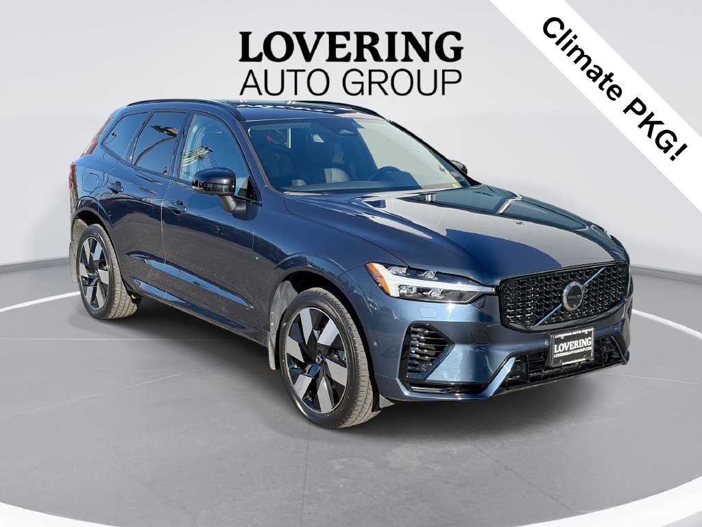 2025 Volvo XC60 Plus