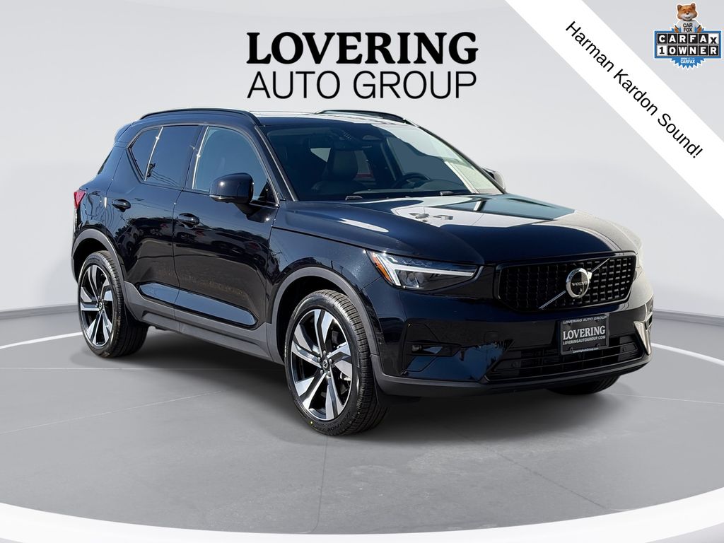 2024 Volvo XC40