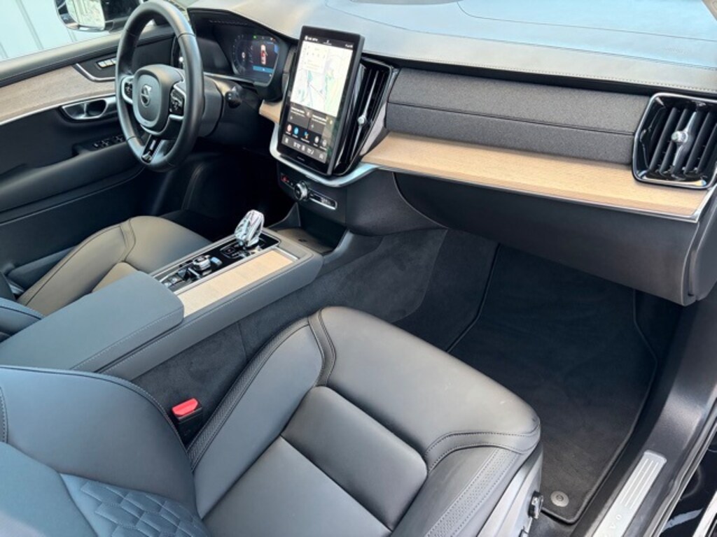 Certified 2025 Volvo XC90 B5 Plus SUV