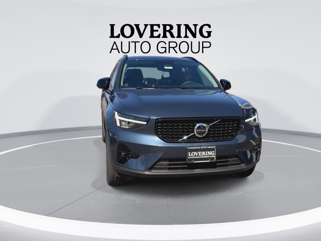 2022 Volvo XC40 | Lovering Volvo Cars Concord | Concord, NH