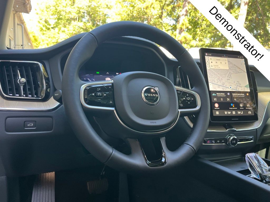 2026 Volvo XC60 Plus - Photo 20