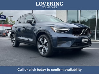 2026 Volvo XC40 B5 Core SUV