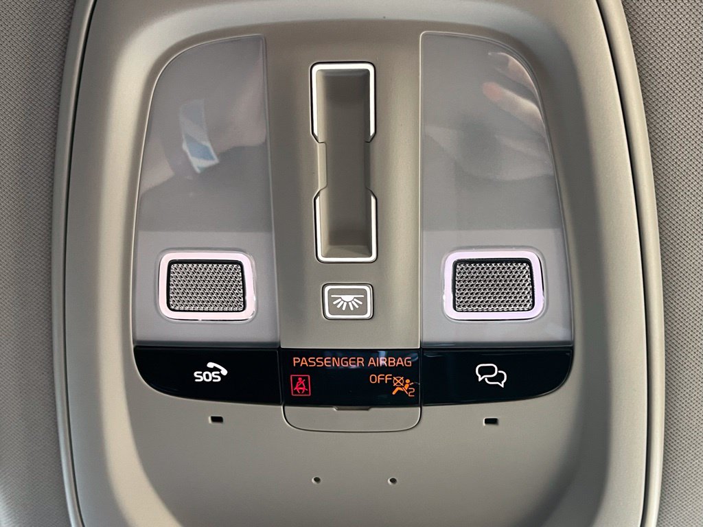 2026 Volvo XC60 Plus - Photo 27