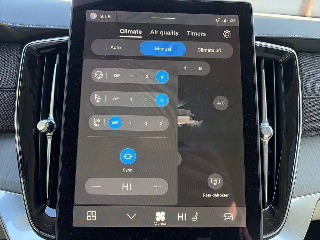 2026 Volvo XC90 Ultra - Photo 17
