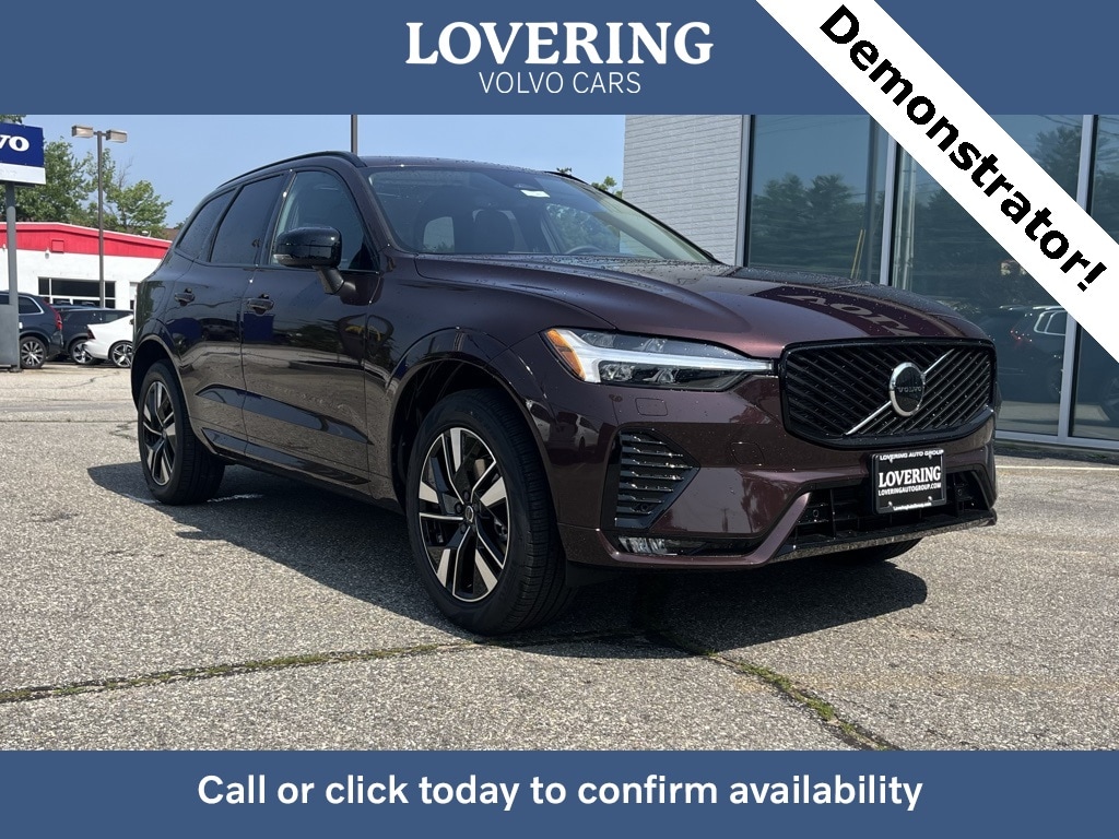 2026 Volvo XC60 Core's photo