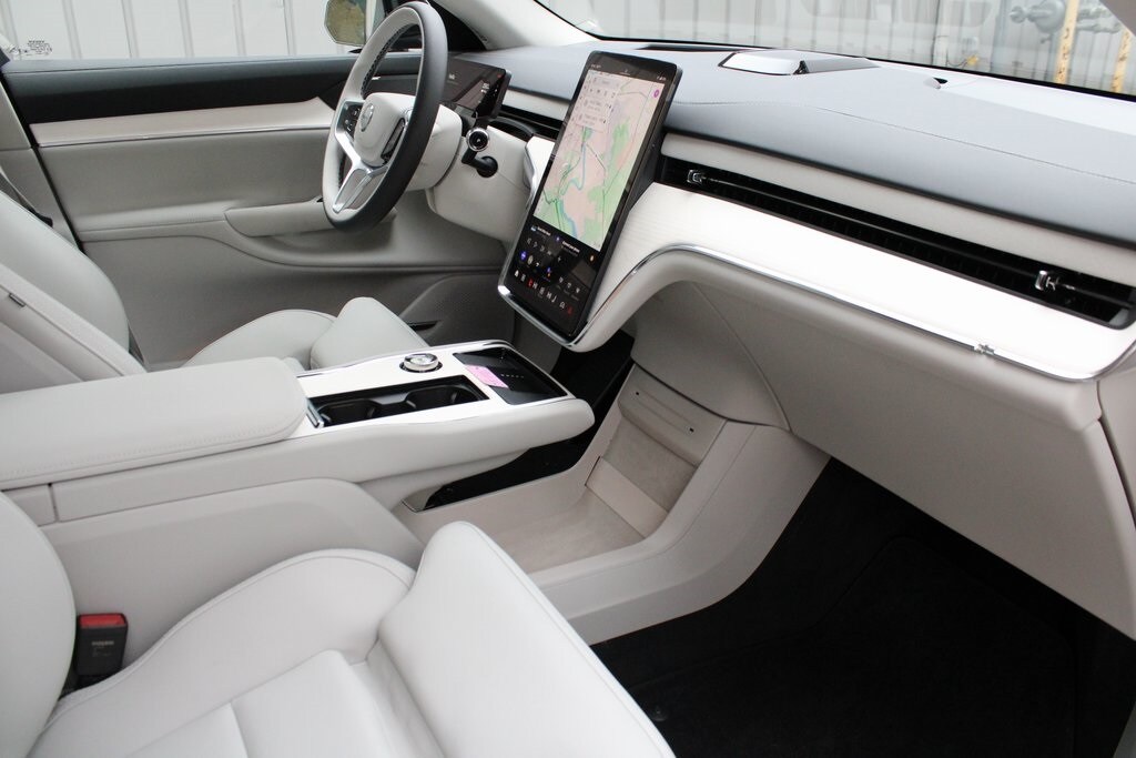 2025 Volvo EX90 Twin Motor Ultra photo 2