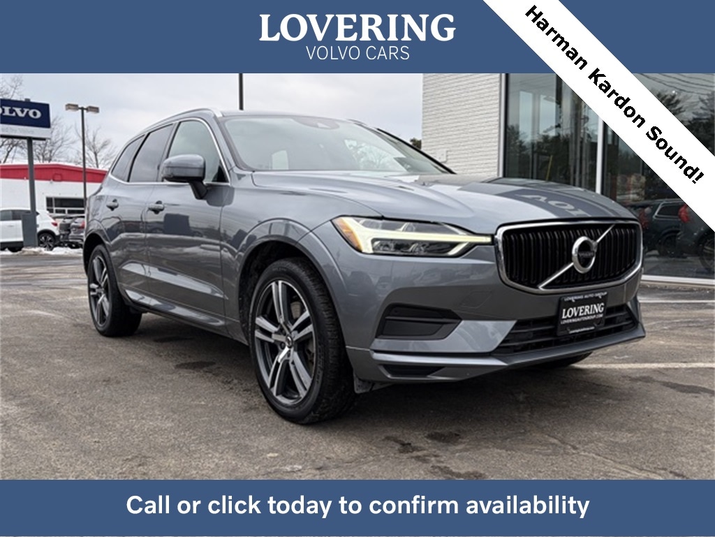 2020 Volvo XC60 Momentum's photo