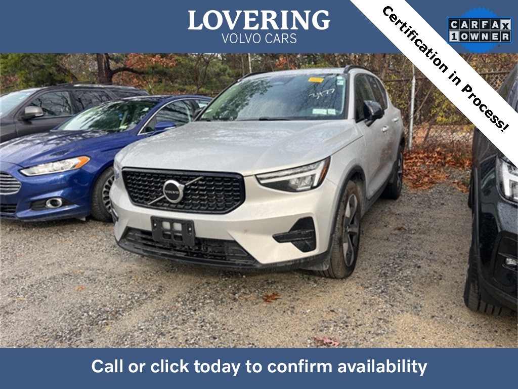 Certified 2024 Volvo XC40 B5 Core SUV