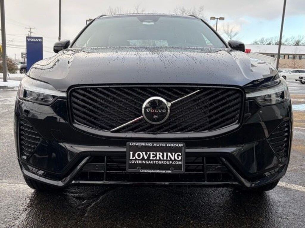 New 2026 Volvo XC60 B5 Plus SUV