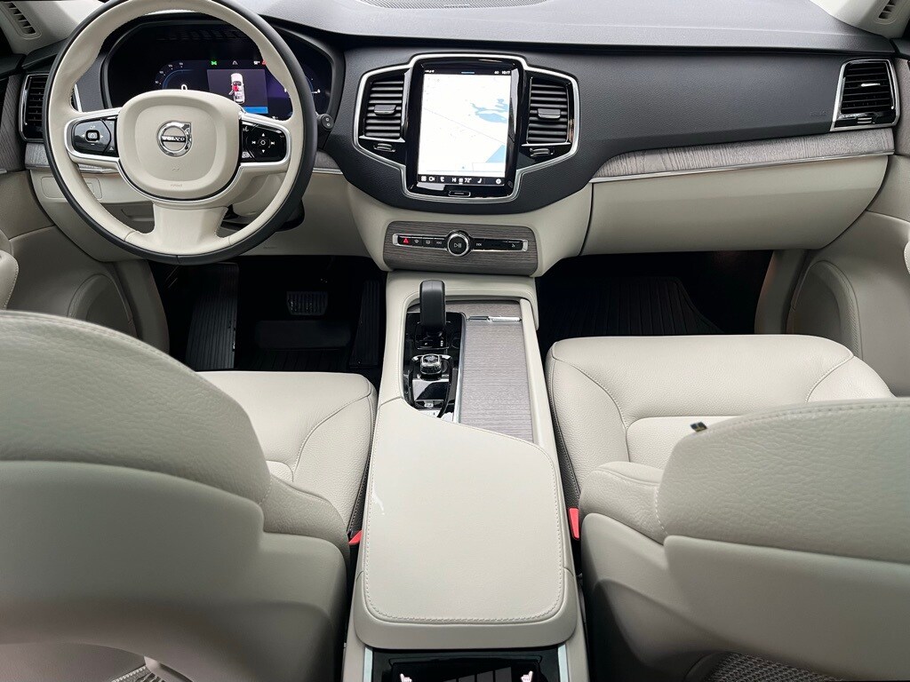 2023 Volvo XC90 Recharge T8 Plus photo 4