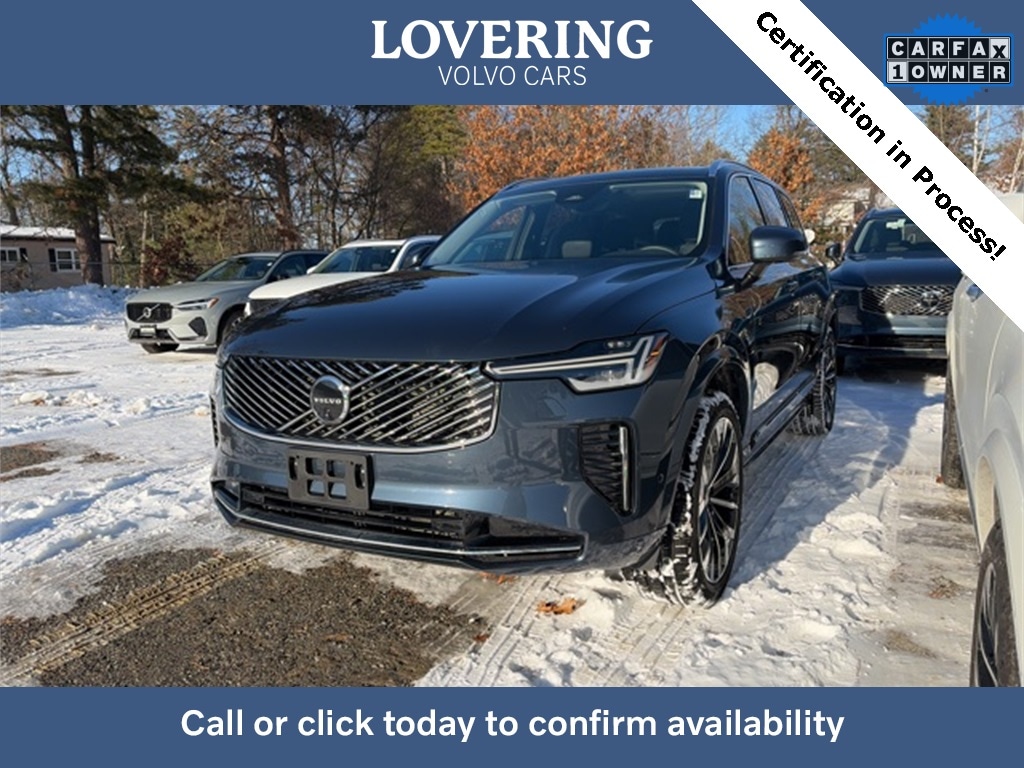 2025 Volvo XC90 Plus's photo