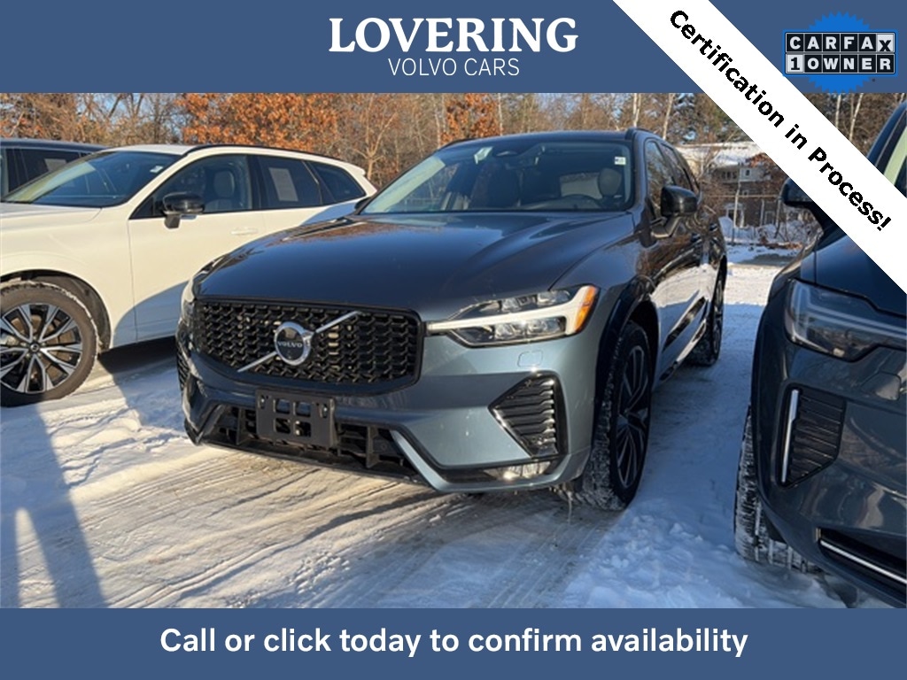 2025 Volvo XC60 Plus's photo