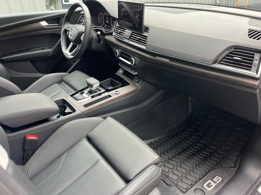 2025 Audi Q5 55 Premium S line photo 4