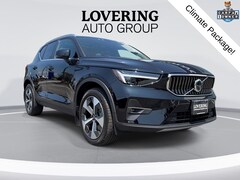 2024 Volvo XC40 B5 Plus Bright Theme SUV