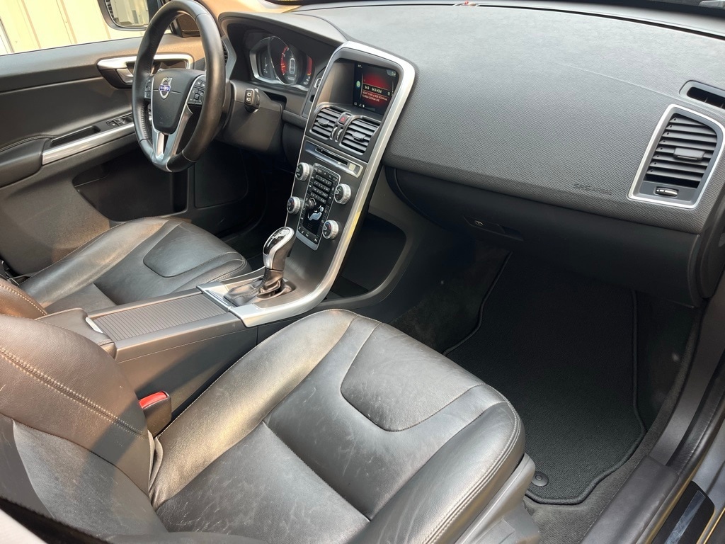 Used 2016 Volvo XC60 Premier with VIN YV4612RKXG2786313 for sale in Concord, NH