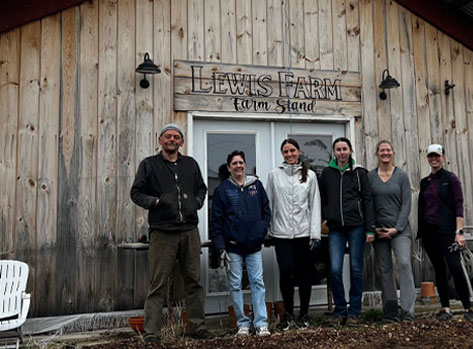 Lovering%20Employees%20with%20Lewis%20Farm%20staff%20at%20Lewis%20Farm%20in%20Concord%2C%20NH.jpg