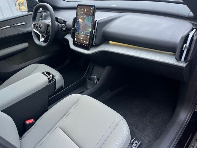 2026 Volvo EX30 Ultra photo 3