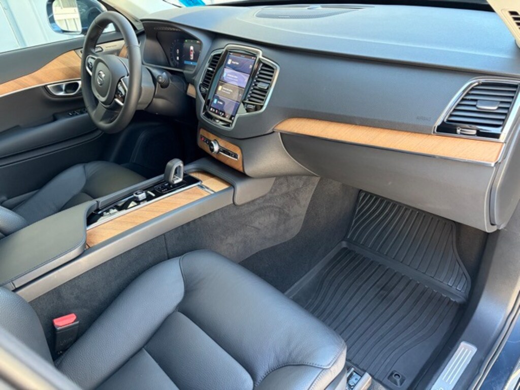 Certified 2024 Volvo XC90 B6 Plus Bright Theme 6-Seater SUV