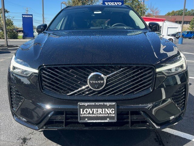2026 Volvo XC60 B5 Plus photo 3