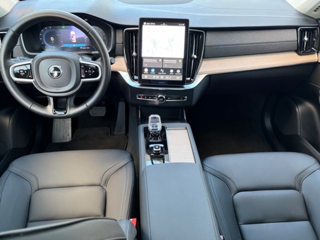 Certified 2025 Volvo XC90 B5 Plus SUV