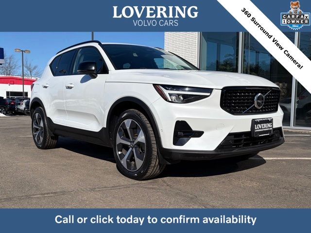 2023 Volvo XC40 Plus