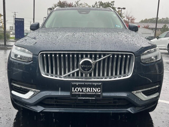 2025 Volvo XC90 T8 photo 2