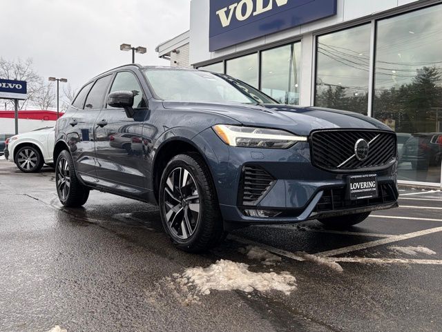 2026 Volvo XC60 B5 Plus Dark AWD's photo