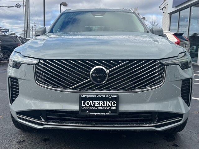 2026 Volvo XC90 Plus photo 3