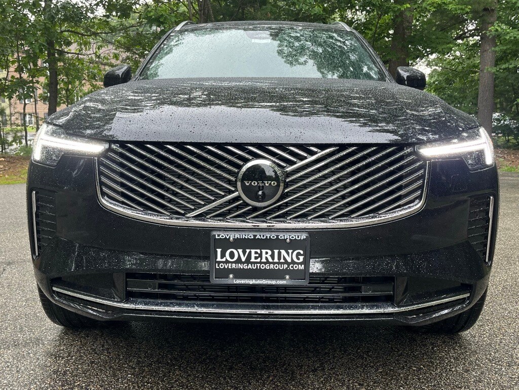 2026 Volvo XC90 Plus photo 3