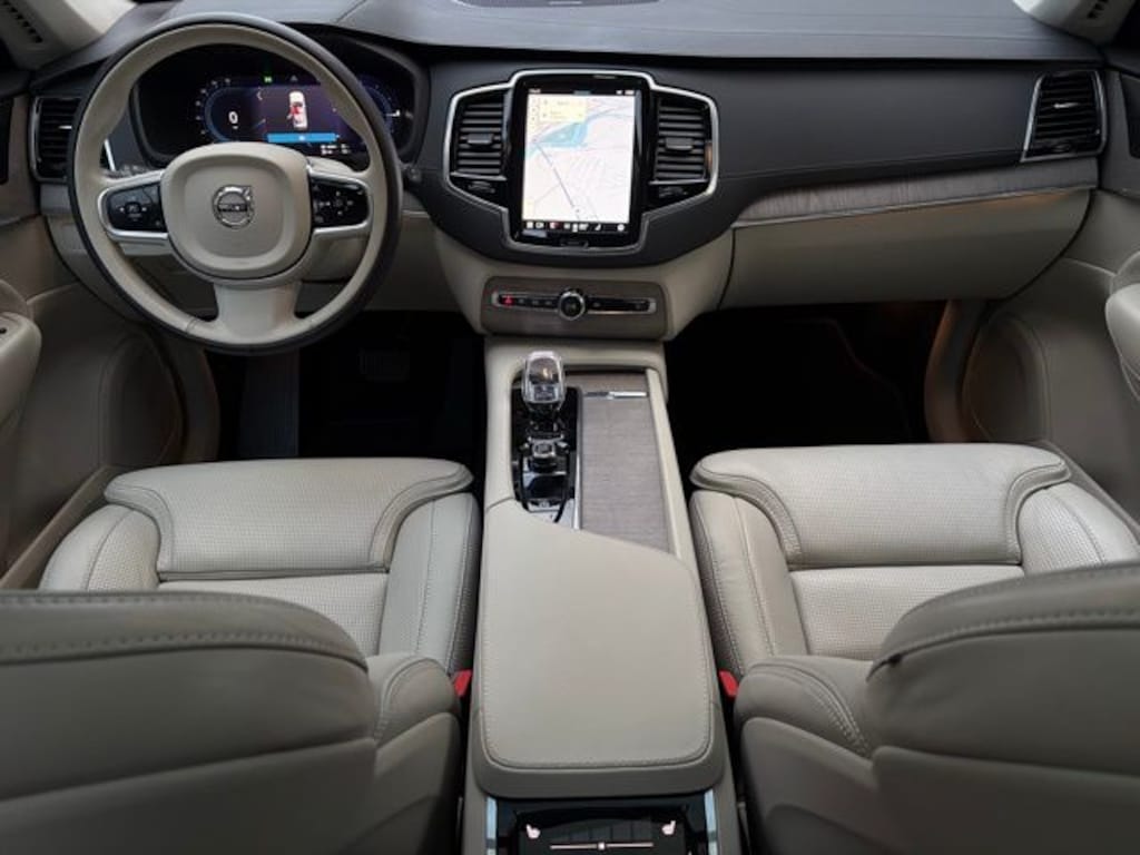 Certified 2023 Volvo XC90 Recharge Plug-In Hybrid Ultimate SUV