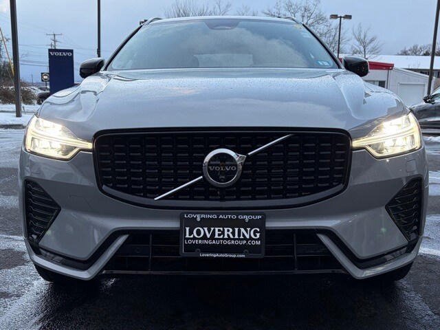 2025 Volvo XC60 B5 Plus photo 3