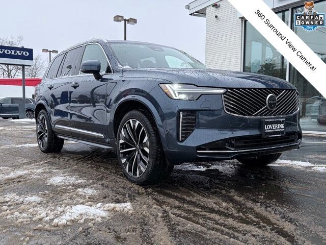 2025 Volvo XC90 B5 Plus SUV