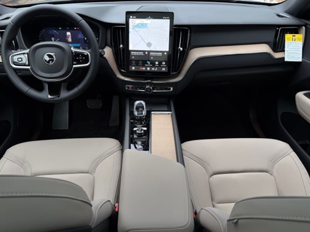 New 2026 Volvo XC60 plug-in hybrid T8 Plus SUV