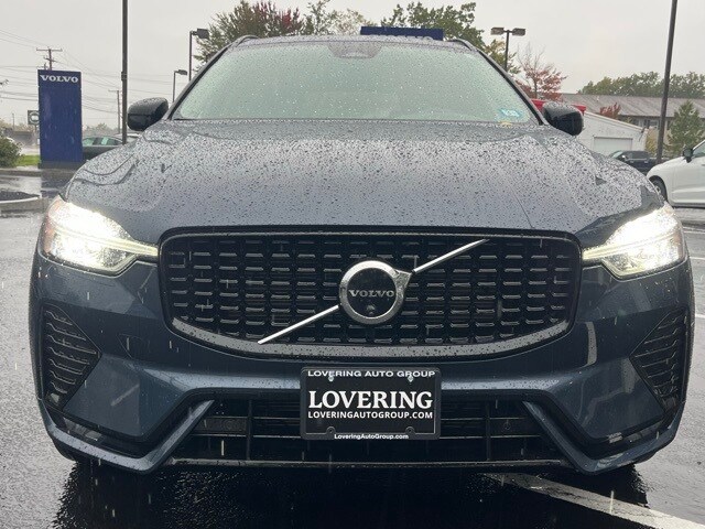 2025 Volvo XC60 B5 Plus photo 3