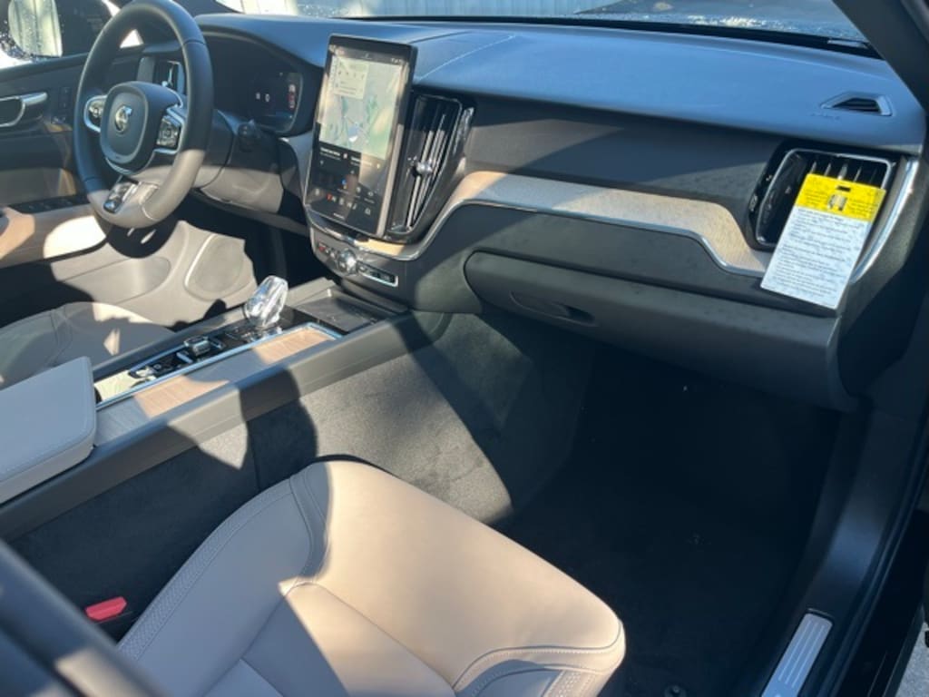 New 2026 Volvo XC60 B5 Plus SUV