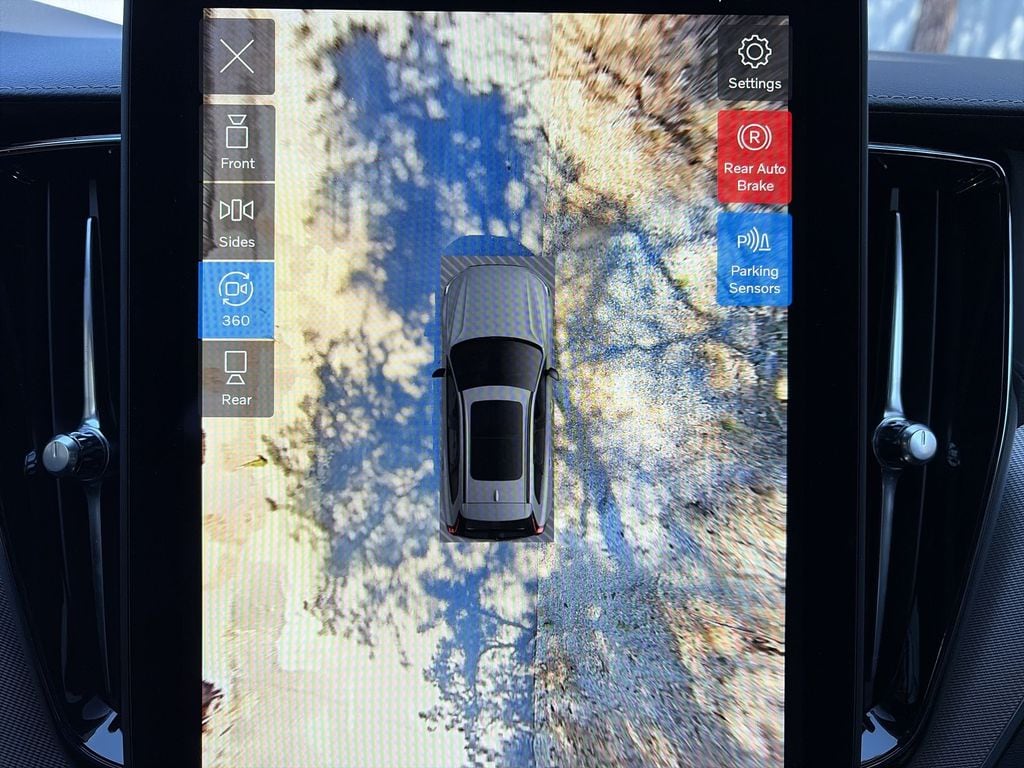 2026 Volvo XC60 Ultra - Photo 23