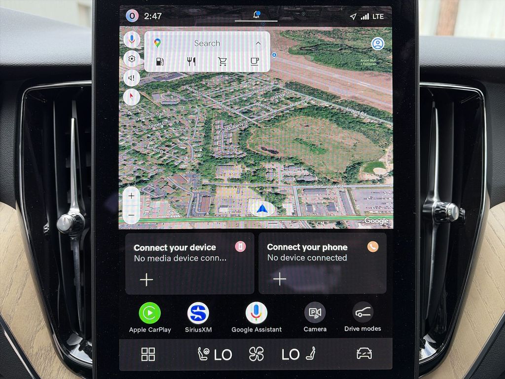 2026 Volvo XC60 Plus - Photo 12