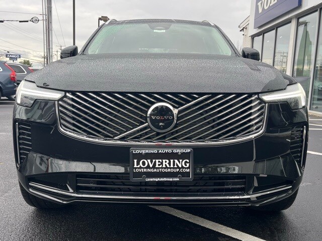 2026 Volvo XC90 Plus photo 2