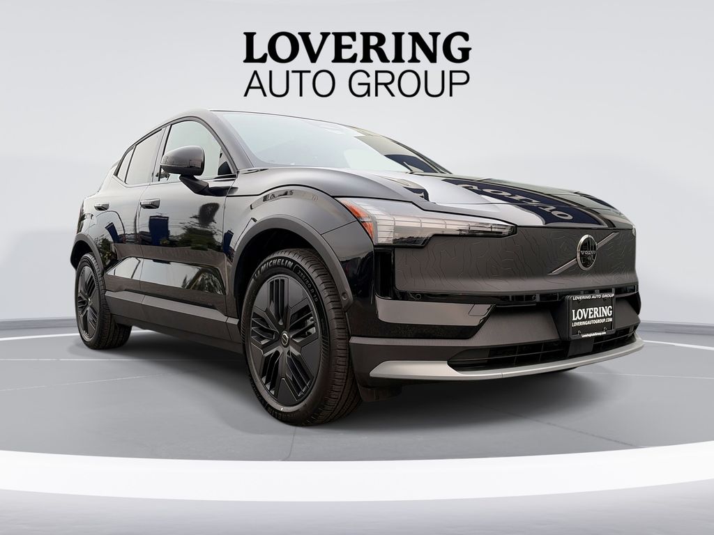 2026 Volvo EX30 Cross Country SUV 