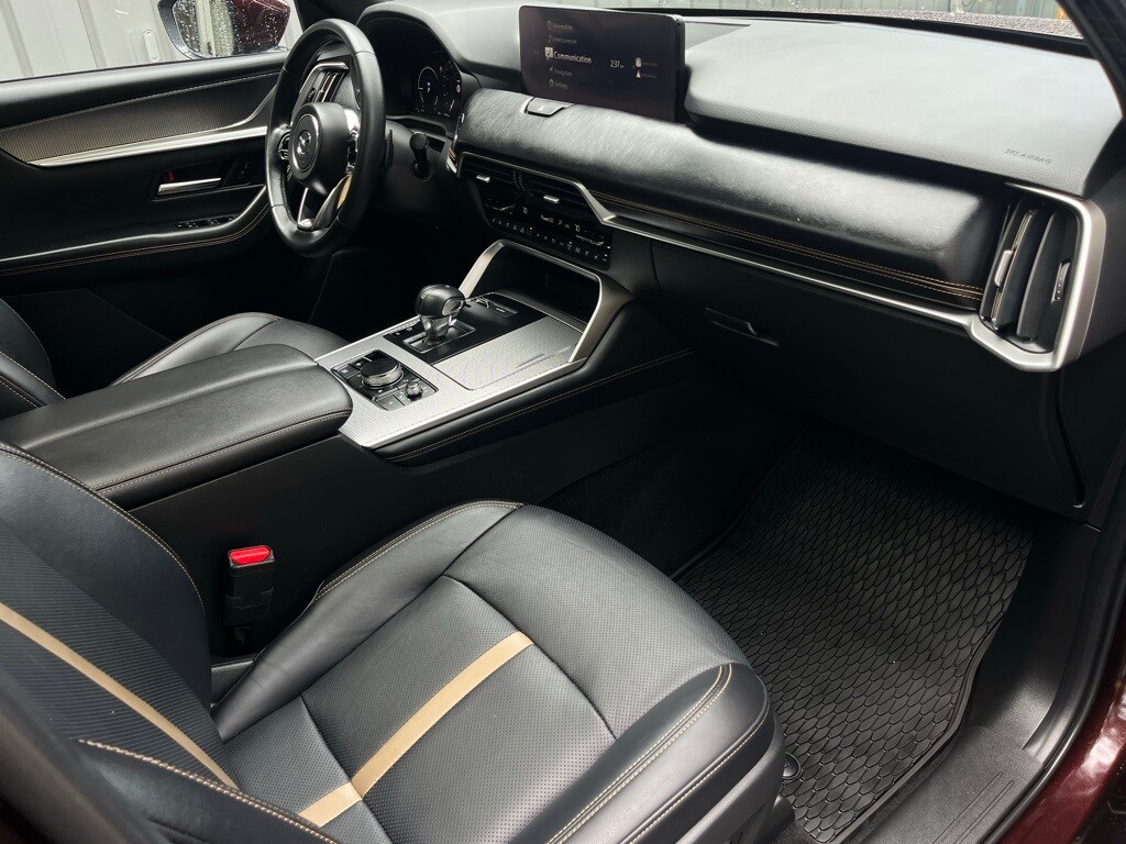 2024 Mazda CX-90 Premium Plus photo 2
